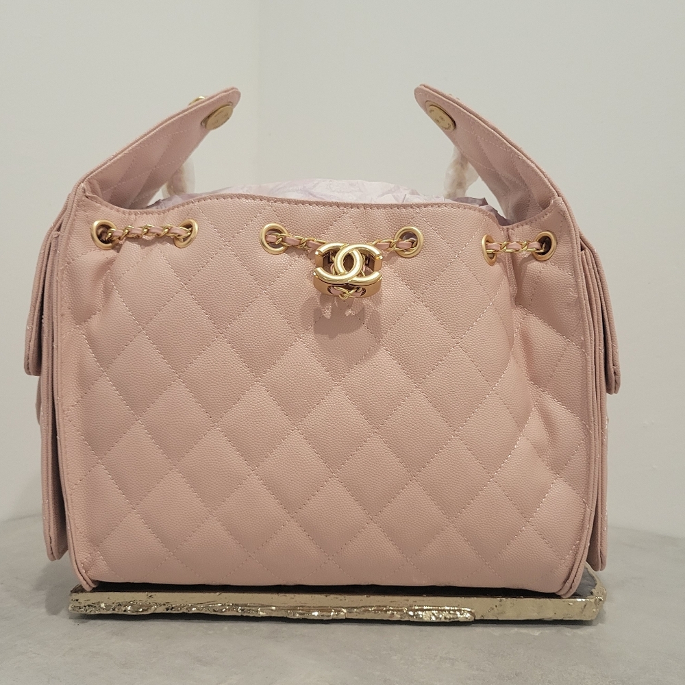 Pink Quilted mini Hobo!
